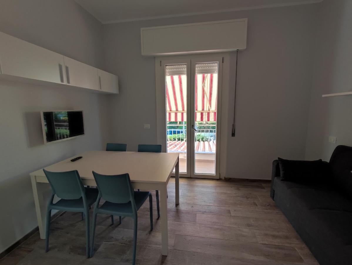 Ferienwohnung Casa Violina Lido di Camaiore Exterior foto