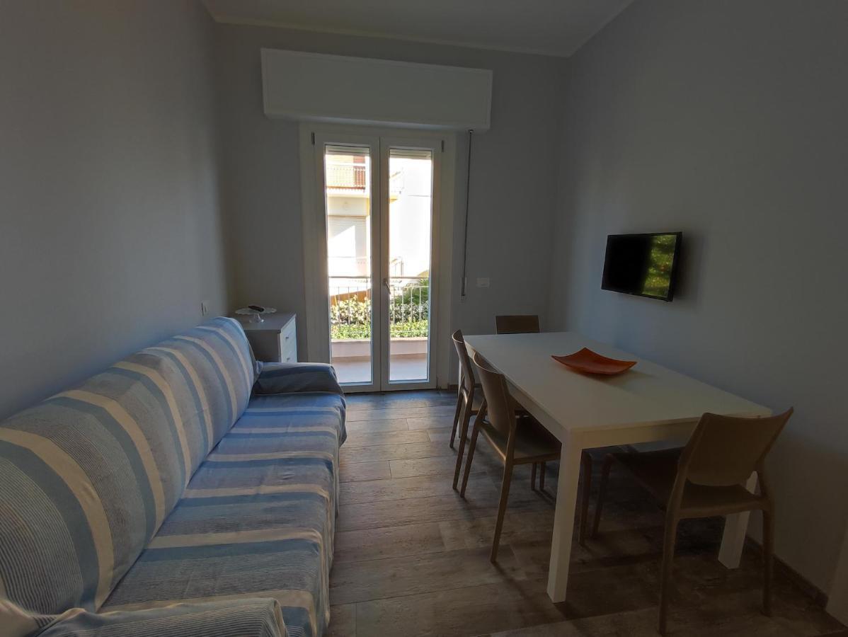 Ferienwohnung Casa Violina Lido di Camaiore Exterior foto